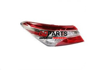 18- CAMRY Tail Light LH BLK + LED